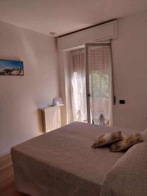 Ferienwohnung Casa Elly Riva di Solto Exterior foto